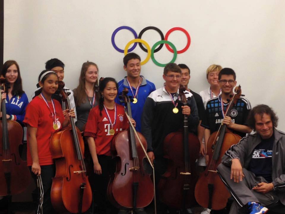 Group photo with olympics logo